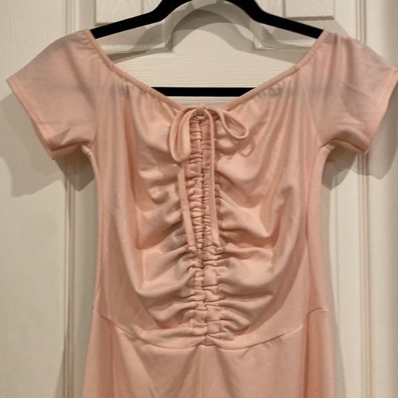 *New* Light Pink Jumpsuit from PrettyLittleThing with adjustable tie at front - Picture 2 of 8